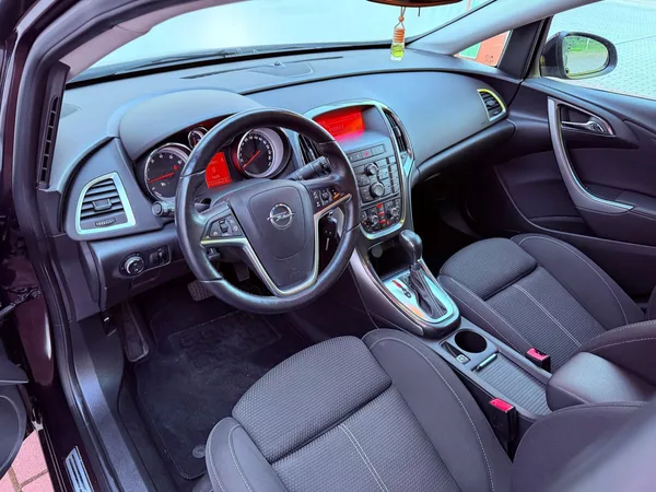 Opel Astra 1.4 Turbo Innovation Aut., S.K - foto 14