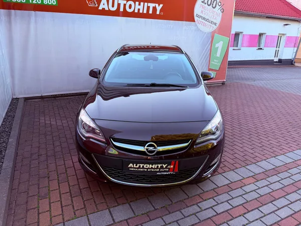 Opel Astra 1.4 Turbo Innovation Aut., S.K - foto 2