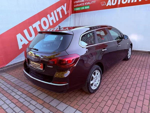 Opel Astra 1.4 Turbo Innovation Aut., S.K - foto 7