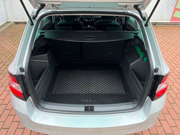 Škoda Fabia 1.2 TSi Style, ČR, Serviska - foto 10
