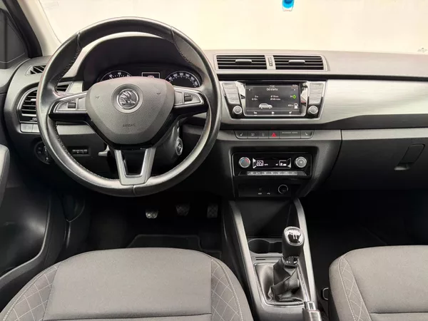 Škoda Fabia 1.2 TSi Style, ČR, Serviska - foto 15