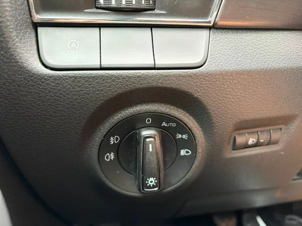 Škoda Fabia 1.2 TSi Style, ČR, Serviska - foto 21