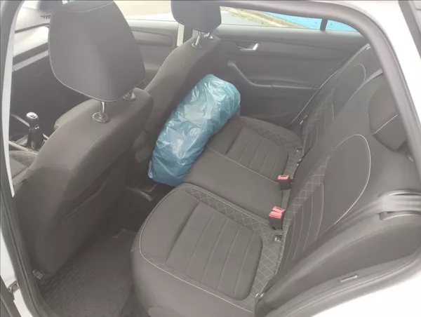 Škoda Fabia 1,2 TSi 66KW 100%KM - foto 10