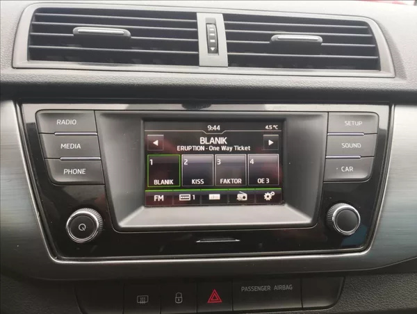 Škoda Fabia 1,2 TSi 66KW 100%KM - foto 12