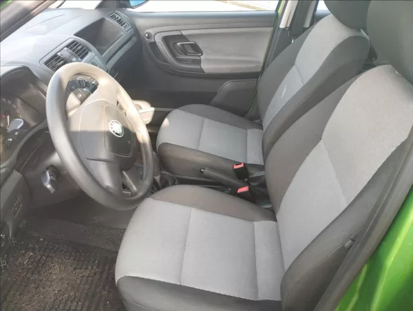 Škoda Fabia 1,2 51 KW - foto 7