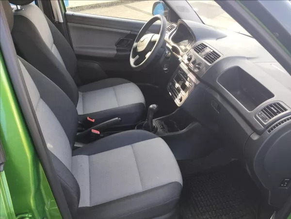 Škoda Fabia 1,2 51 KW - foto 8