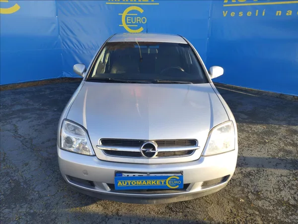 Opel Vectra 1,8 i 90KW - foto 2