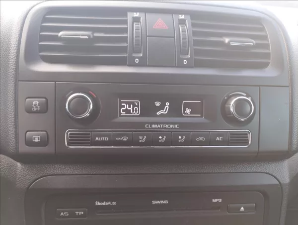 Škoda Roomster 1,2 TSi 63KW - foto 12