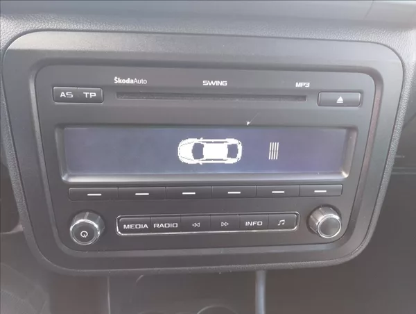 Škoda Roomster 1,2 TSi 63KW - foto 14