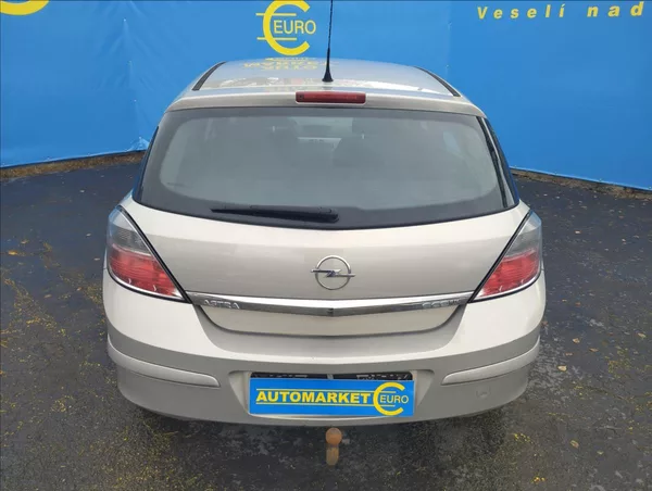 Opel Astra 1,4 66KW - foto 5