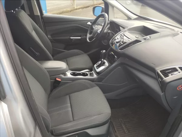 Ford Grand C-MAX 2,0 TDCi 85KW AUTOMAT - foto 8
