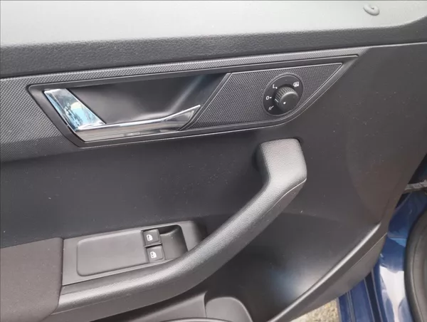 Škoda Fabia 1,4 TDi 66KW - foto 16