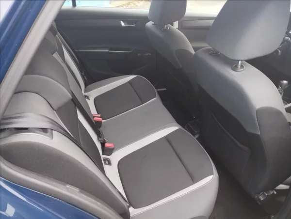 Škoda Fabia 1,4 TDi 66KW - foto 9
