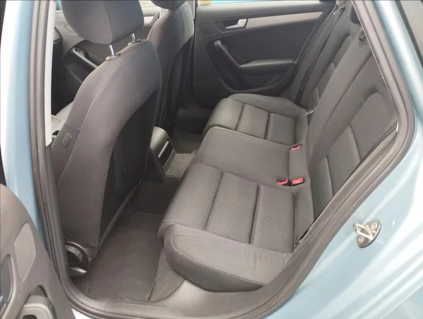 Audi A4 2,0 105KW - foto 10