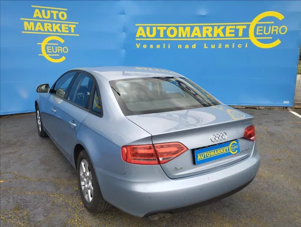 Audi A4 2,0 105KW - foto 6
