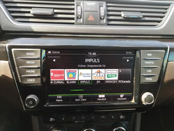 Škoda Superb 2,0 TDi 110KW LAURIN/KLEMENT - foto 12