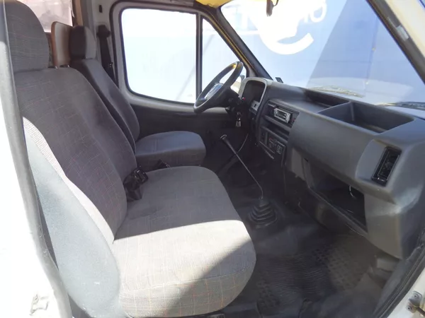 Ford Transit 2.5 D - foto 8