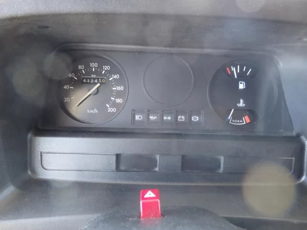 Ford Transit 2.5 D - foto 9