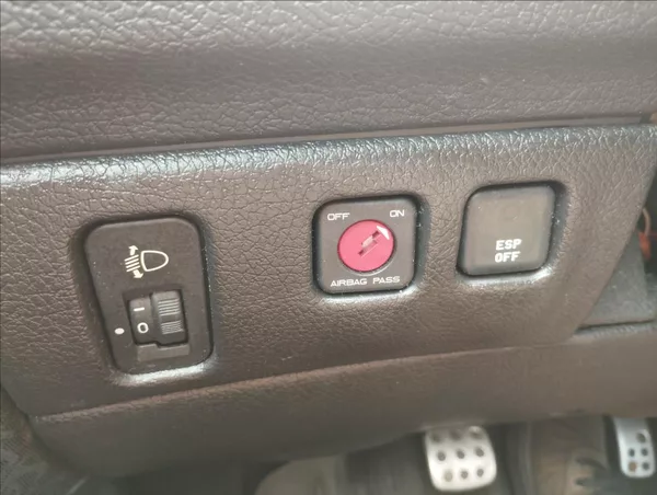Peugeot 206 1,6 i 80KW QUIKSIKVER - foto 19