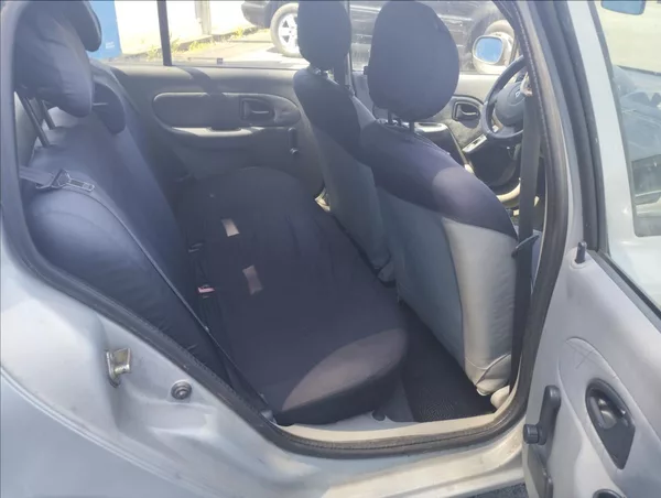 Renault Thalia 1,4 i 55KW - foto 9