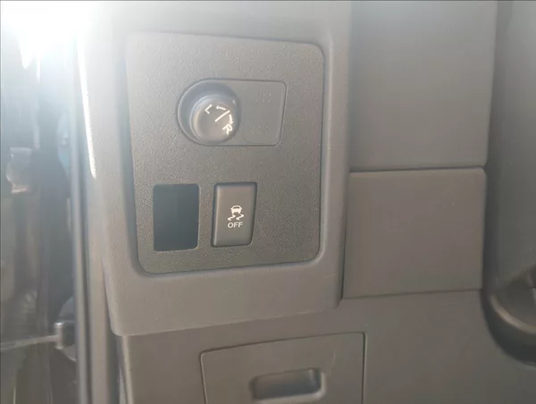 Nissan Qashqai 1,6 84KW - foto 16