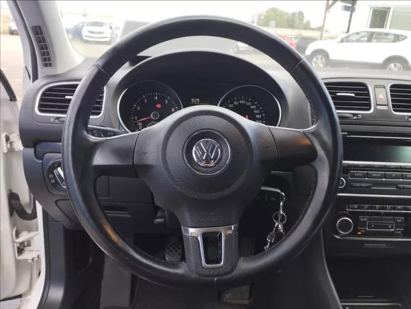 Volkswagen Golf 1,2 - foto 15