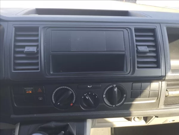 Volkswagen Transporter 2,0 62KW - foto 14
