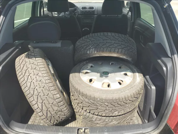 Škoda Fabia 1,9 77KW - foto 11
