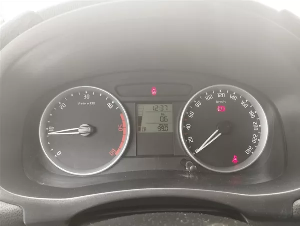 Škoda Fabia 1,9 77KW - foto 13