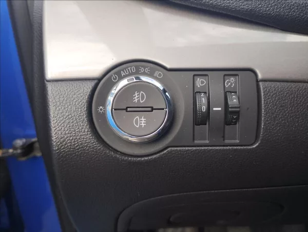 Opel Mokka 1,4 103KW 4X4 TURBO - foto 12