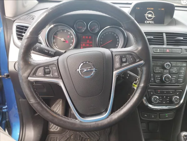 Opel Mokka 1,4 103KW 4X4 TURBO - foto 17