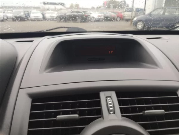 Renault Mégane 1,6 82KW - foto 13