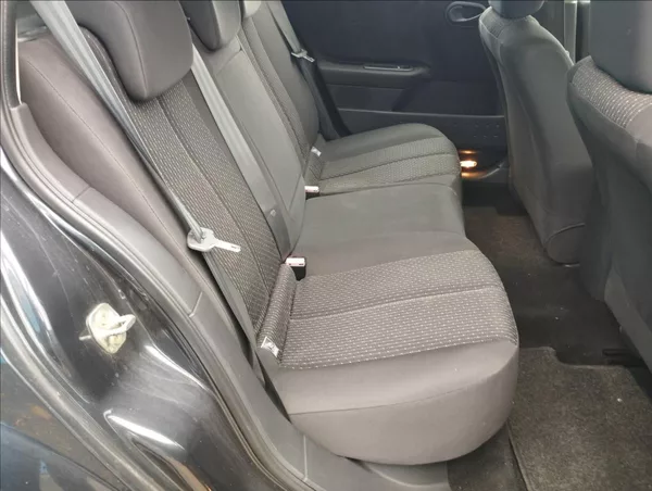 Renault Mégane 1,6 82KW - foto 9