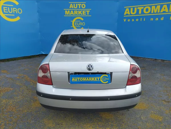 Volkswagen Passat 2,0 85KW - foto 5