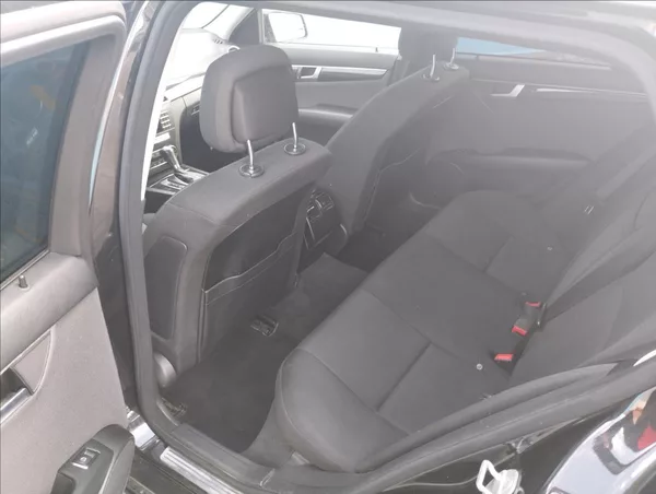 Mercedes-Benz Třídy C 2.2 CDi 150KW 2,1 - foto 10