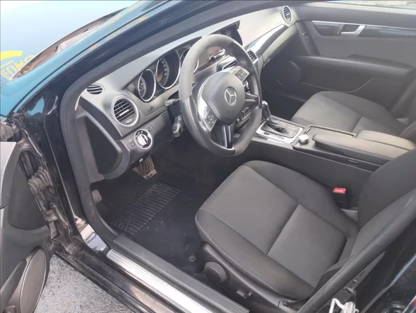Mercedes-Benz Třídy C 2.2 CDi 150KW 2,1 - foto 7