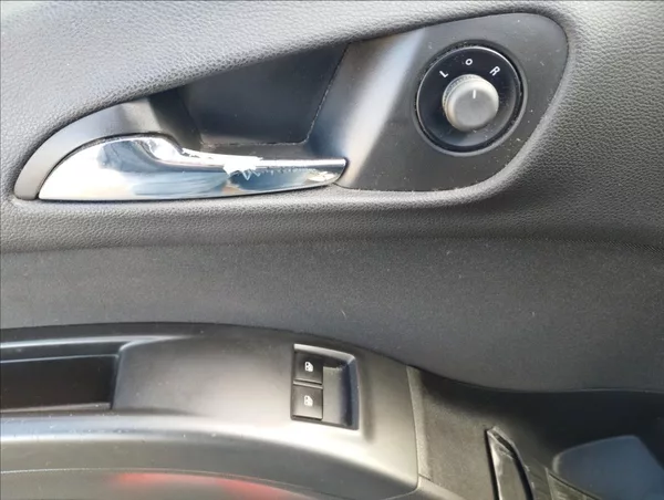 Opel Meriva 1,4 - foto 14