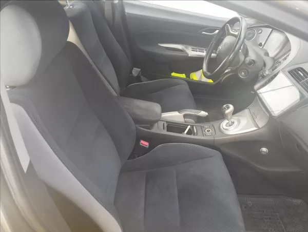 Honda Civic 1,8 V-TEc 103KW AUTOMAT - foto 16