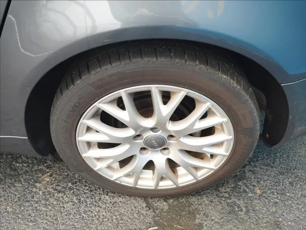Audi A4 1,6 1.6 MPi 75KW - foto 15