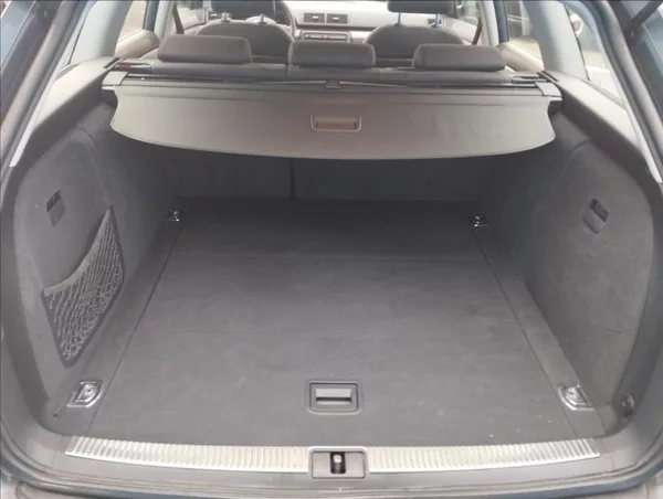 Audi A4 1,6 1.6 MPi 75KW - foto 17