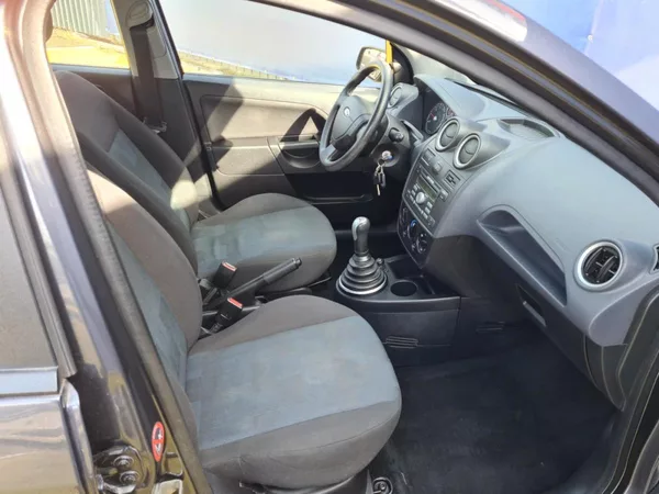 Ford Fiesta 1,4 59KW CROSS - foto 8