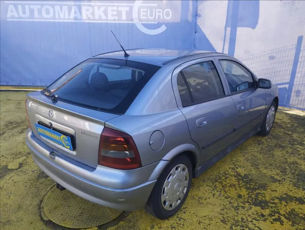 Opel Astra 1,6 1.6 16V Sport - foto 4