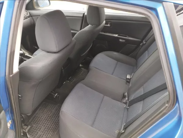 Mazda 3 1,6 D 66KW - foto 10