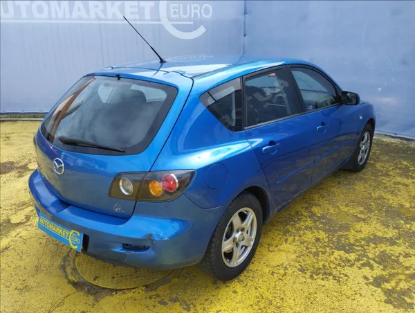 Mazda 3 1,6 D 66KW - foto 4
