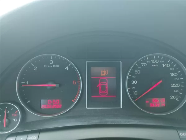 Audi A4 1,9 TDI Avant 74kW - foto 11