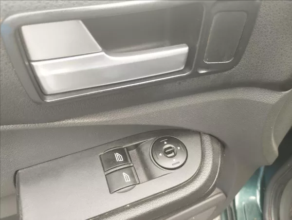 Ford C-MAX 1,6 74 KW - foto 14