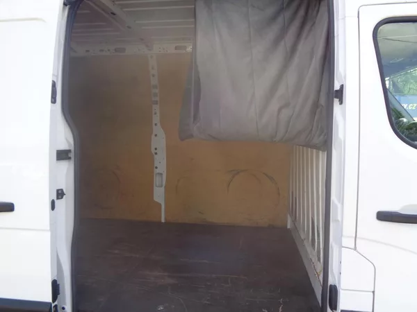 Renault Master 2,3 DCI L3H2 KLIMA - foto 18