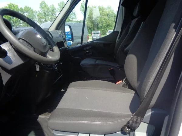Renault Master 2,3 DCI L3H2 KLIMA - foto 23