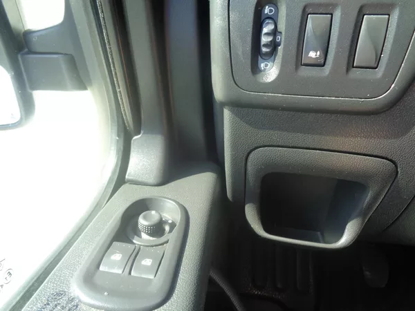 Renault Master 2,3 DCI L3H2 KLIMA - foto 27