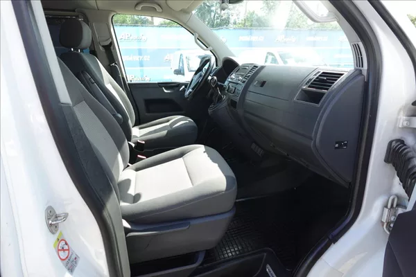 Volkswagen Caravelle 2,0 TDi L2H1 8MÍST KLIMA - foto 17